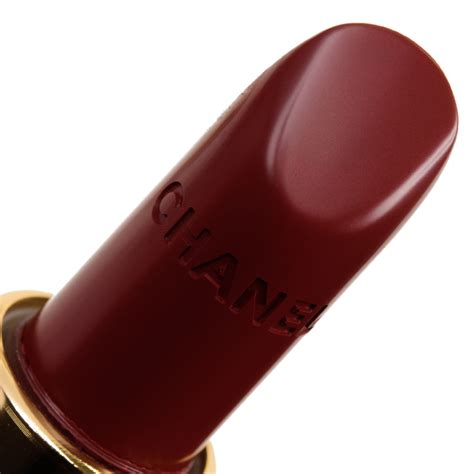 chanel 212 caractere|Chanel rouge allure color.